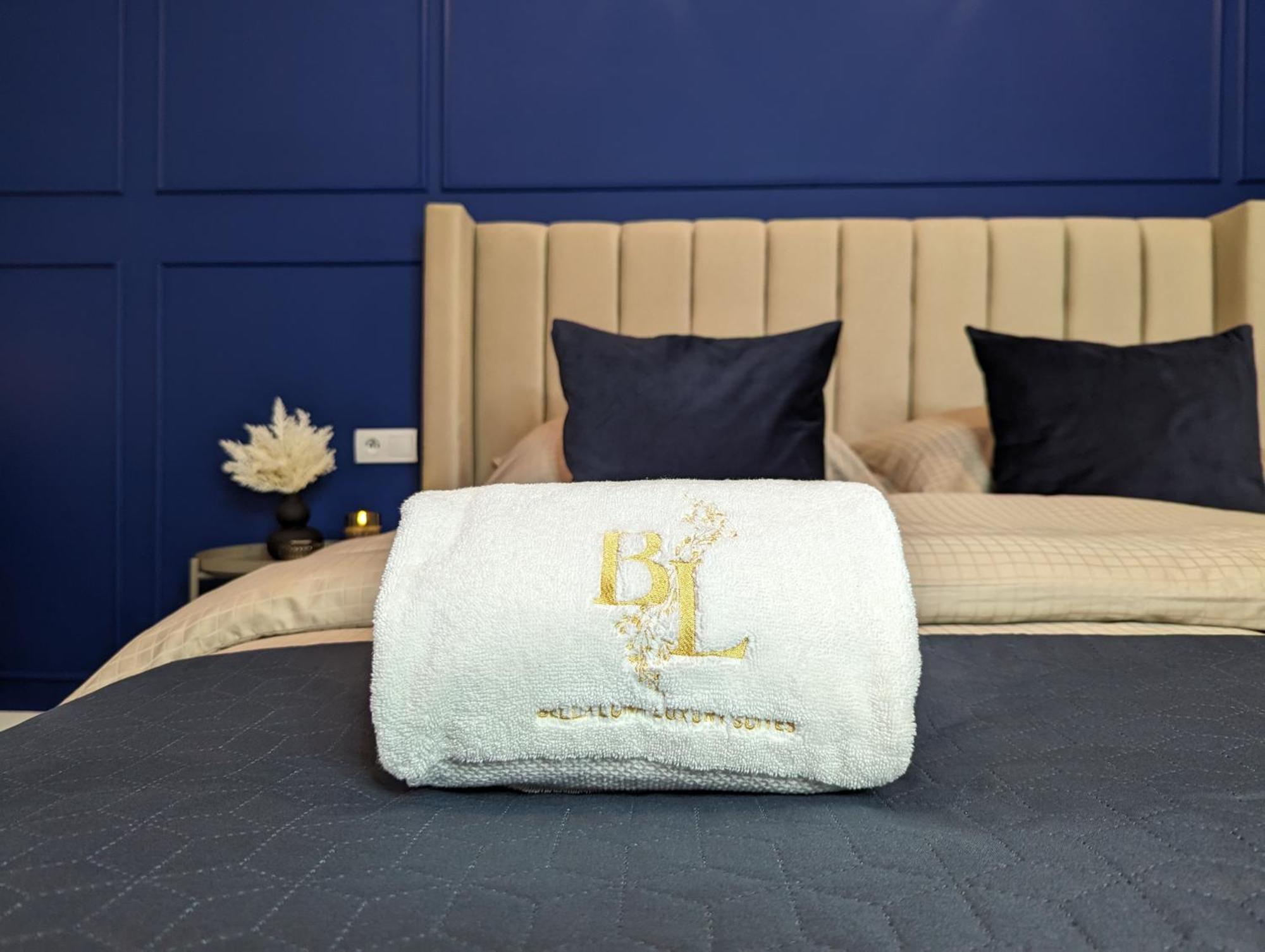 Bella Luna Luxury Suites - Chic Residence In Historic Square Warsaw Luaran gambar